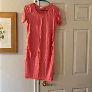 Pink maternity bodycon dress